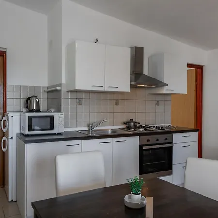 Apartment With Parking Space - 23025 Vir
