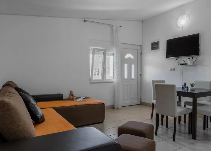 With Parking Space - 23025 Διαμέρισμα