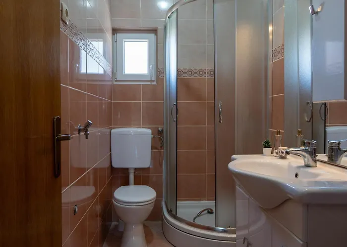 Διαμέρισμα With Parking Space - 23025 *