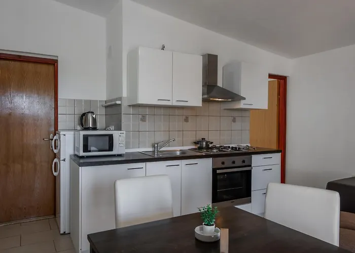 Apartman With Parking Space - 23025 Vir